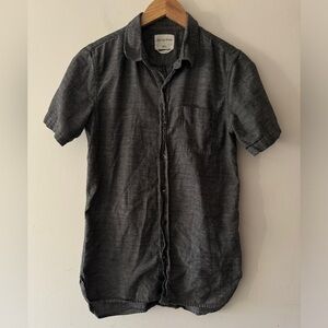 On The Byas Gray Longer Length Short Sleeve Button Down Top